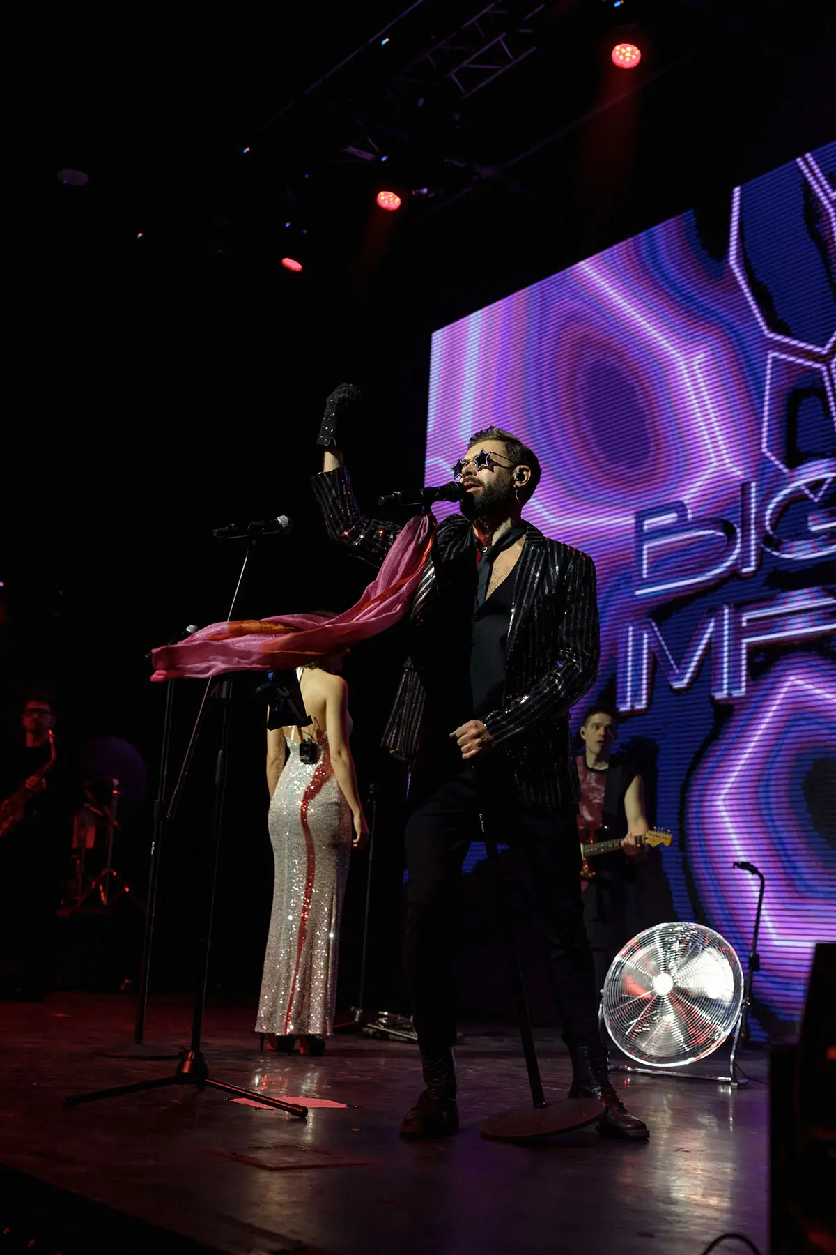 Singer performing during the BIG DAY IMPULSE gala