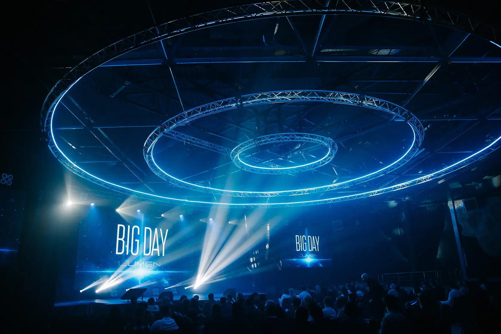 BIG DAY LUMEN touring event moment 26