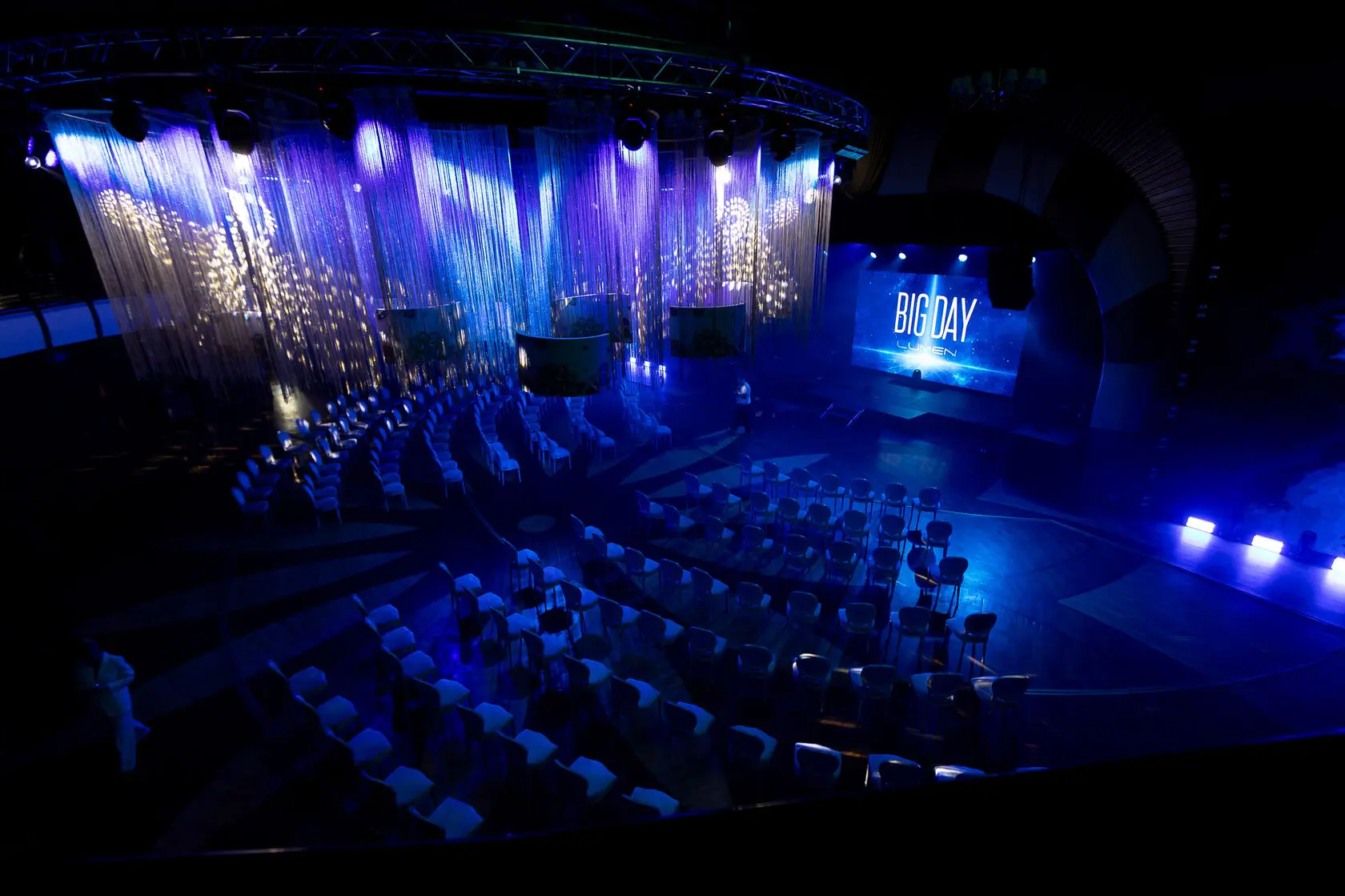 BIG DAY LUMEN touring event moment 41