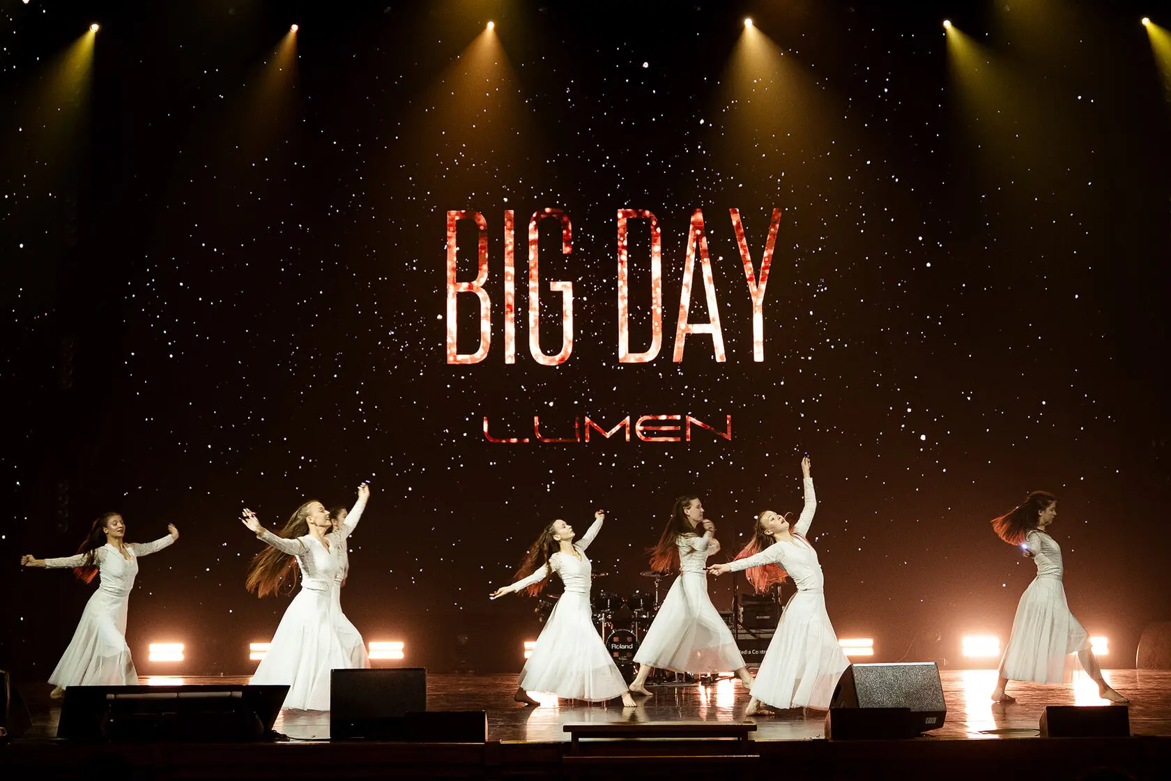 BIG DAY LUMEN touring event moment 51